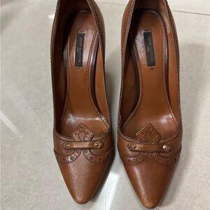 Louis Vuitton Brown Leather Heels with Classic Design